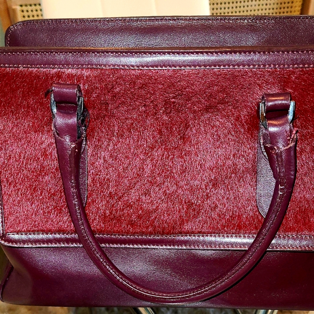 Victoria Napoli genuine leather purse